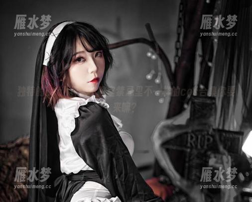 独特的Leah梓未：教室禁忌里不一样的cos合集你要来嘛？