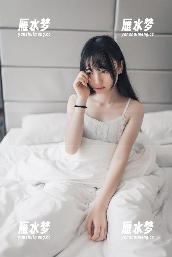 探索喵糖映画的草莓裙子，下载不误，尴尬流量也在所不惜！