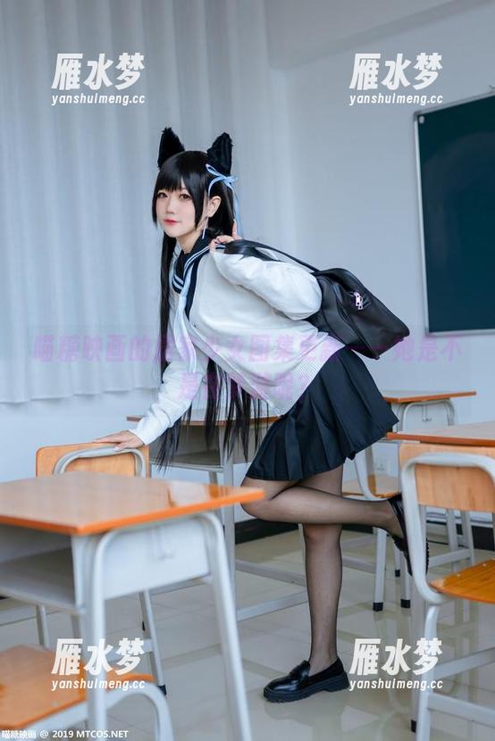 喵糖映画的居家少女图集更新——她是不是在梦游呢？