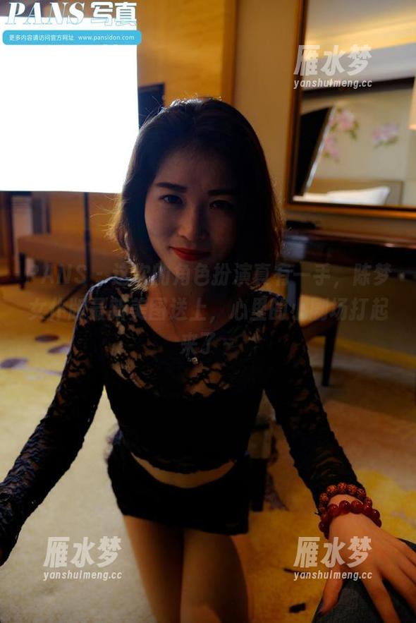 PANS - 这次的角色扮演真有一手，陈梦女仆版最新美图送上，心里的小剧场打起来了～