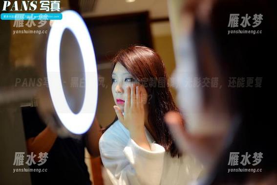 PANS写真 - 黑白成风，饭团的定制图集，光影交错，还能更复杂点吗？