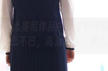 在Rosi的比基尼作品中，那种肆意的味道总让我留恋不已，高清展示，那么细腻！