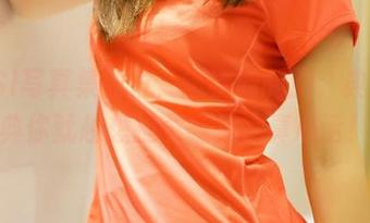 ROSI写真集到位，嫩学妹制服，典越经典你就越想提个意见，真心话！
