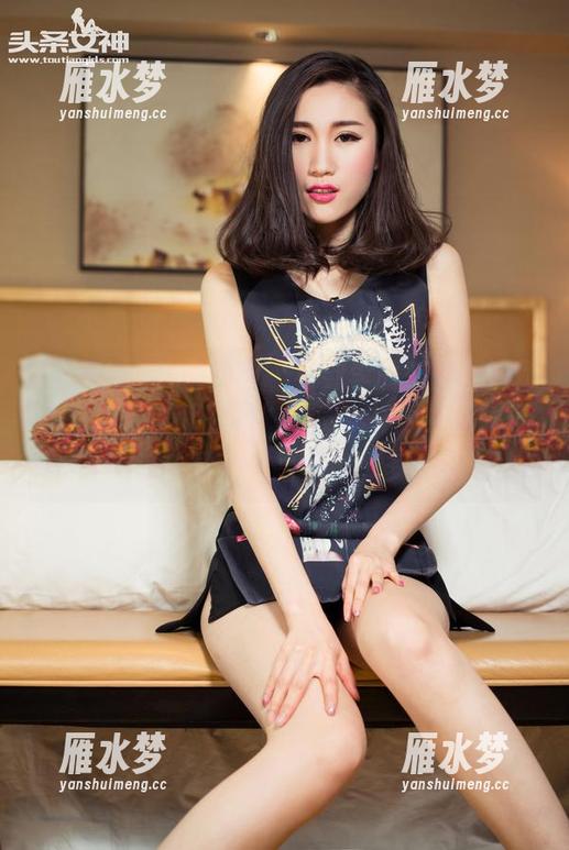 TouTiao头条女神 - 看到李丽莎的厨娘作品，脑海里都在响“厨房女神”！下载一波感觉心里踏实了许多。