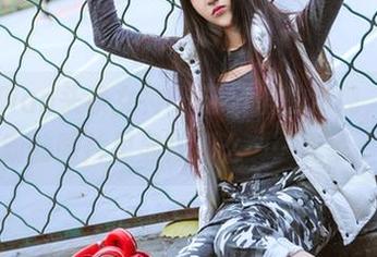 TouTiao头条女神 - 苏子淇的清纯，在最新的图片里显得那么……无辜。