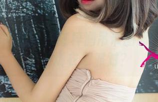 UGirls尤果网 - 陈梓涵吊带图册：不如说是一场衣橱派对？