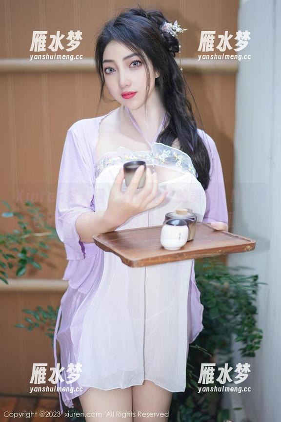 Xiuren秀人网 - 新鲜出炉的美图，Nono酱的裤里丝更新真是……呃，有趣。