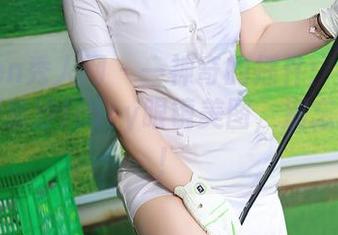 Xiuren秀人网 - 一神奇的插件：加特效后的周慕汐fairy眼镜美图，别忘了下载！