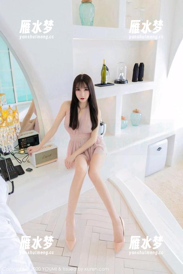 YouMi尤蜜荟-尤妮丝 YouMi尤蜜荟 - 当尤妮丝带上拳套,高清分享她的狂野魅惑,最美的打击。