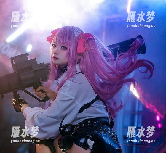唉，高清图集里的伊喵君_Nya妹妹，竟然让人分不清是兄妹还是...咳咳。
