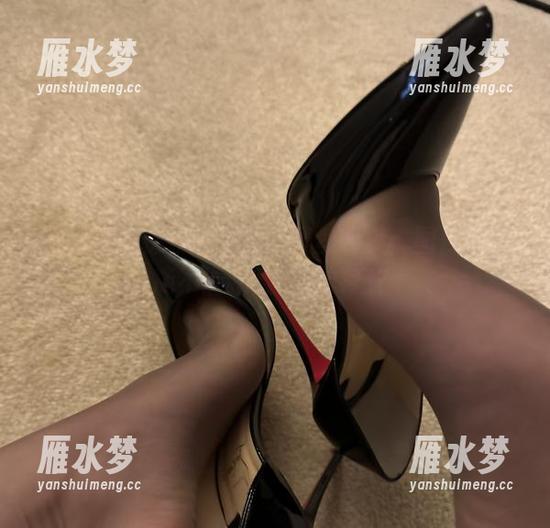 微密圈 - 保守的二舅妈蕾丝收藏：图库资源能不能稍微给点诚意？