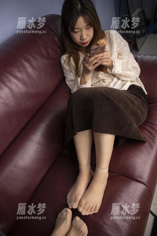 南国足艺 - 在线欣赏小怡的袜子合集，明明是一双袜子，偏偏让我联想起那么多事。