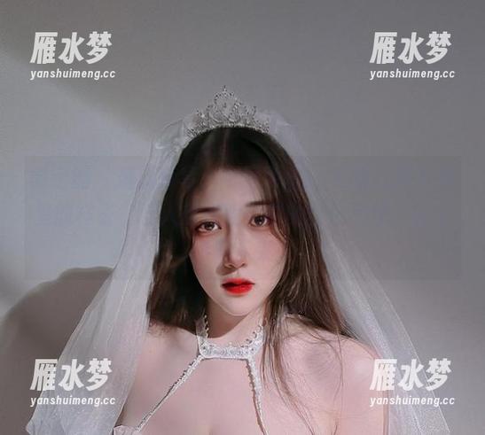 微密圈 - 最新分享：可可西yyy在粉红吊带裙里的样子，让人想到晚风中的橙色气球，完全停不下来！