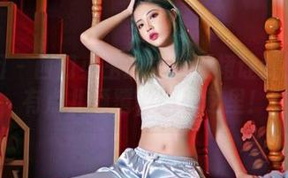 嗲囡囡 - 西门小玉的定制短裙让我的三观有点儿颠覆，图在这里！