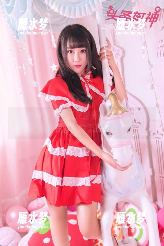 头条女神 - 樊安妮在世俗眼中，是不是个高清美图里的无辜女孩？