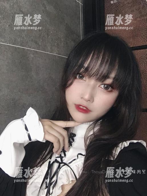 奇行家狗崽的全套专辑：梅川堀子的初冬装扮，让我不忍心浪费流浪的眼光！