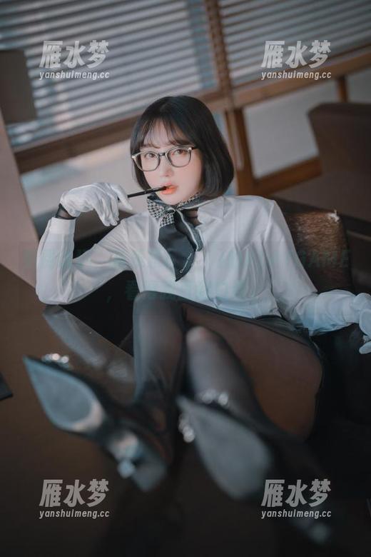 免费试玩，孙乐乐(손예은)的PLAYGAME，看得我直翻白眼。