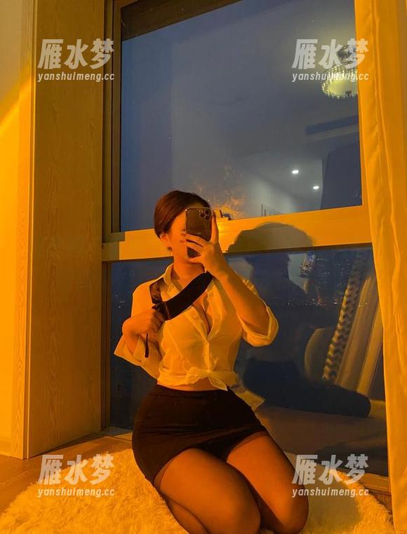 微密圈 - 安妮yoo的内衣写真精选，诱惑得刚刚好，不多不少，恰到好处。