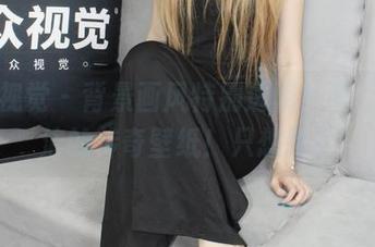 小众视觉 - 背景画风特别透明？不，是洁洁的传奇壁纸！只想哭！