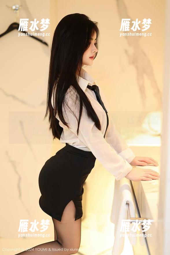 尤蜜荟 - Carol周妍希的图集：这大理的风景是图好，还是她更好呢？