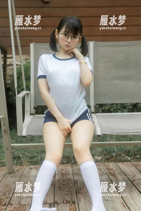 拯救无聊时光——幼水铃衣的礼服cos闪亮登场
