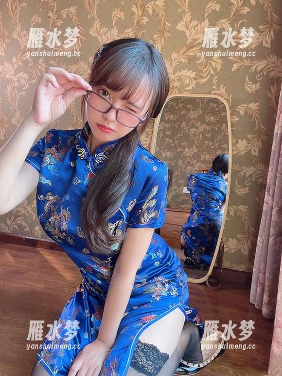 微密圈 - 最新图包？张思允nice女友的每一寸都在闪闪发光！