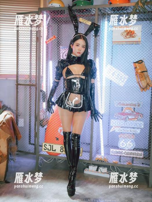 福利时间到！普美(bomi)的[Loozy]假日，让原图抢先看！