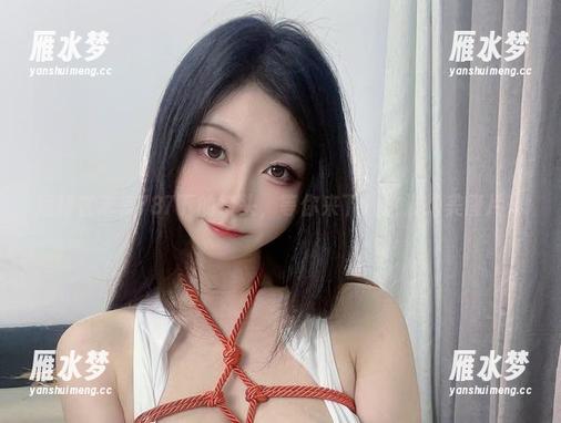 末夜787 短裙在末夜787下的街头,等你来下载这波绝美图片!