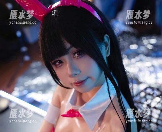 突然就想起了，末夜787的御姐又出图包了，随手一翻，全是绝妙之作。