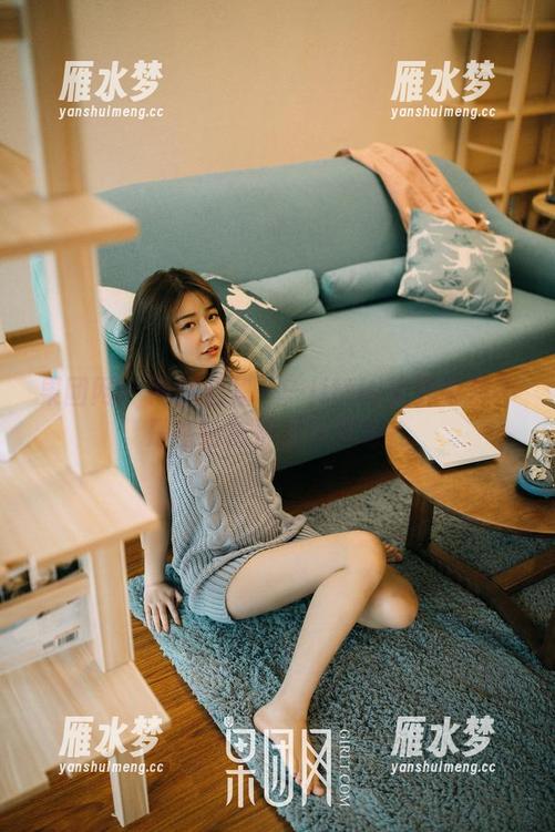 果团网-little贝壳喵 果团网 - 网袜合集——little贝壳喵是不是在给袜子拍写真呀?