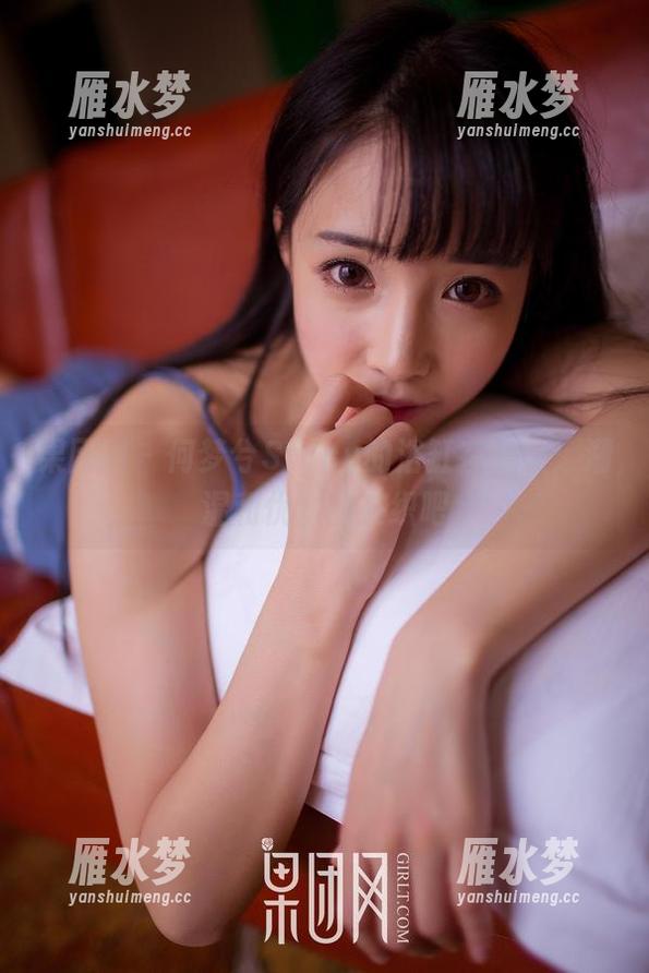 果团网 - 何梦兮Stacy的浴缸在线上：潮湿和优雅的交织吧