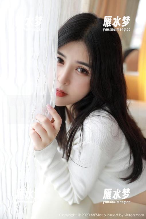 模范学院 - 一张冷不丁的兔女郎，图片里的小心机真缤纷，捕捉到了注意。