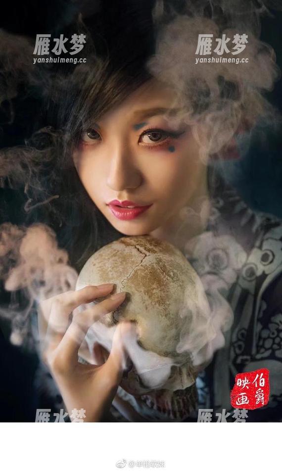 高清下载沧霁桔梗自创水上舞步，跳进死库水的“真水”之旅！
