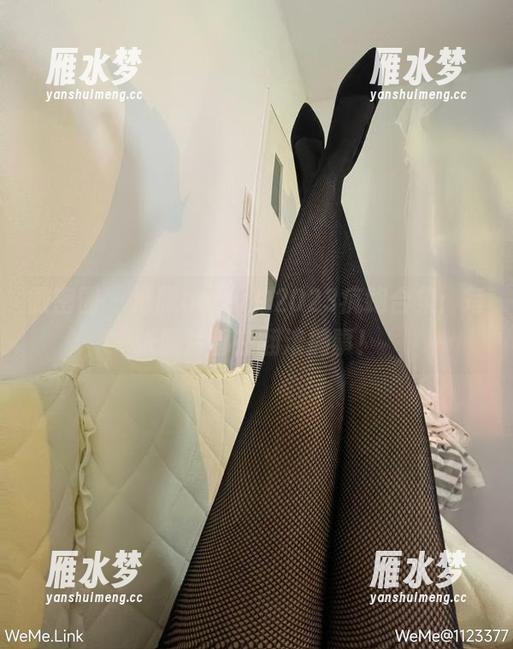 微密圈 - 海豚baby的2023疯跑合集：每张照片都在翻滚搞事！