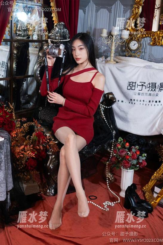 甜予摄影 - 资源盛筵：小狸的白棉袜，那种甜蜜的暧昧感，真让人捉摸不定