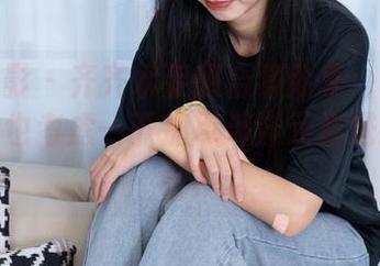甜予摄影 - 齐齐水手服合集分享：我是不是应该也考虑一下加点海洋元素进我的衣柜？