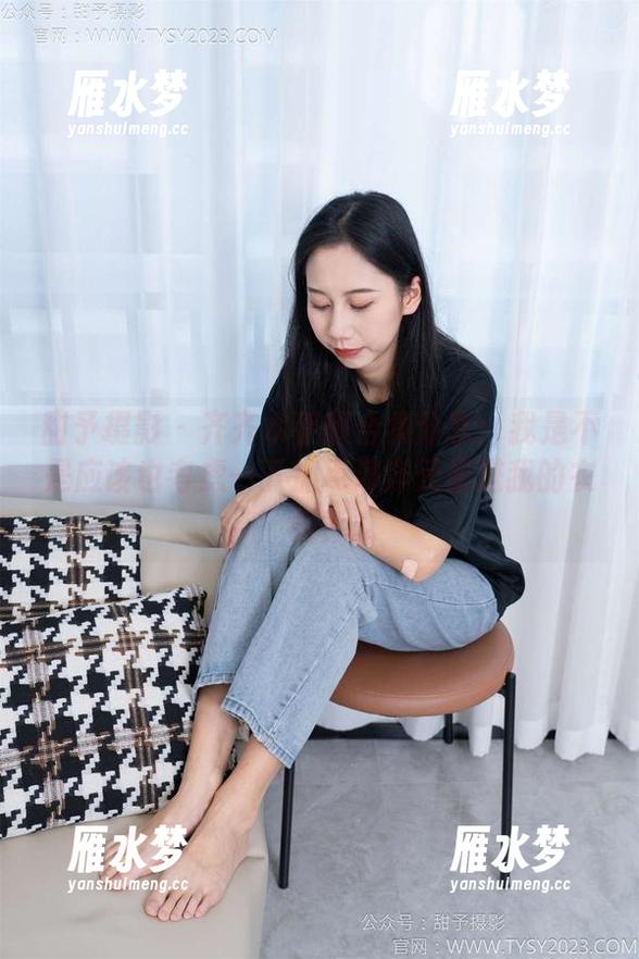 甜予摄影 - 齐齐水手服合集分享：我是不是应该也考虑一下加点海洋元素进我的衣柜？