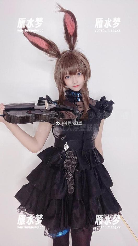不得不说，神探火狸狸的“少女前线”原图，竟然让人浮想联翩。
