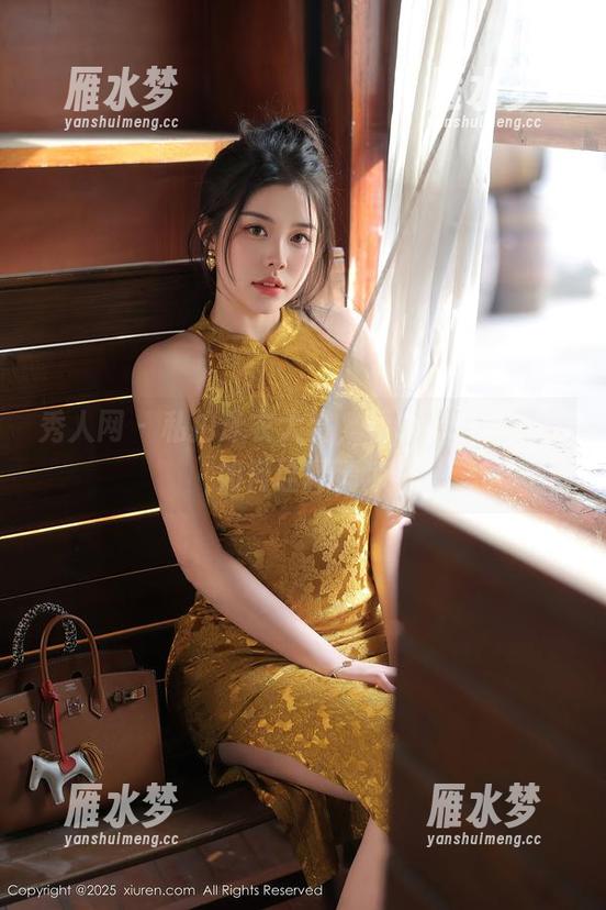 秀人网-Carol周妍希 秀人网 - 私拍泳衣大赏,看Carol周妍希如何诠释清凉
