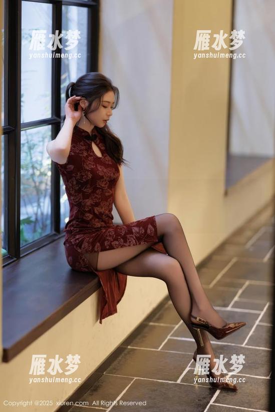 秀人网 - CherryBlessU姐，在线又能肆意摆POSE的图集，能不看吗？