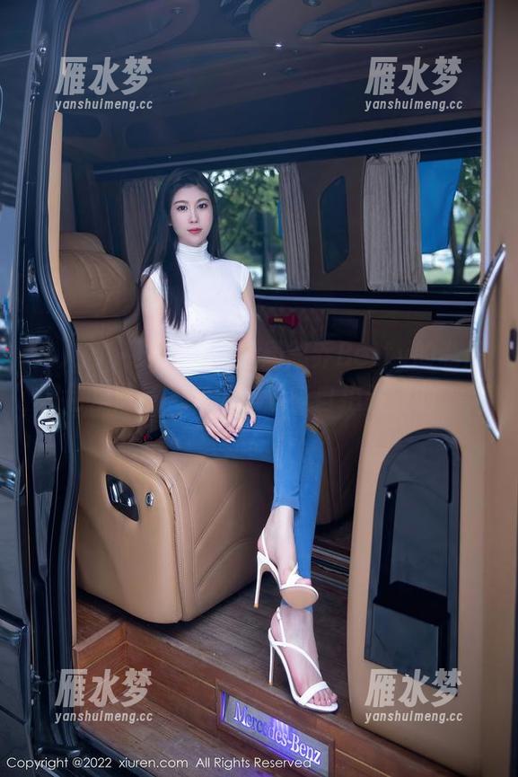 秀人网-周思乔Betty 秀人网 - 旅拍期间:周思乔Betty的私房图包里除了美景还有超多自拍失败的囧事。