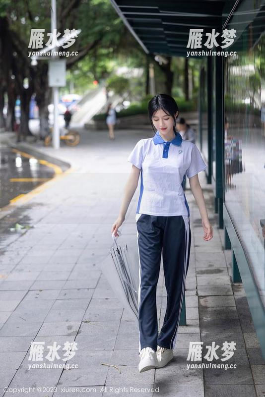 秀人网-夏雪爱 秀人网 - 时间定格:夏雪爱这款水手服写真,高清得如涌动海浪,实在不想上岸!