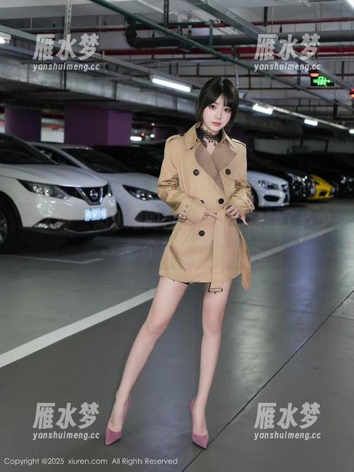 秀人网 - 奶喵喵的白色图集，定制了多少个惊喜？