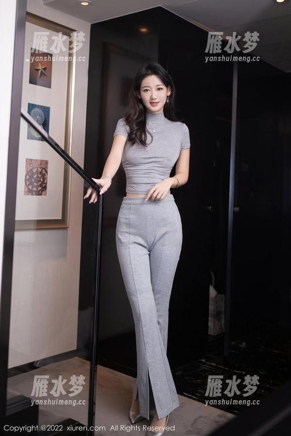 秀人网-小逗逗 秀人网 - 小逗逗新作:厨娘,她的短裙与锅铲也能对话