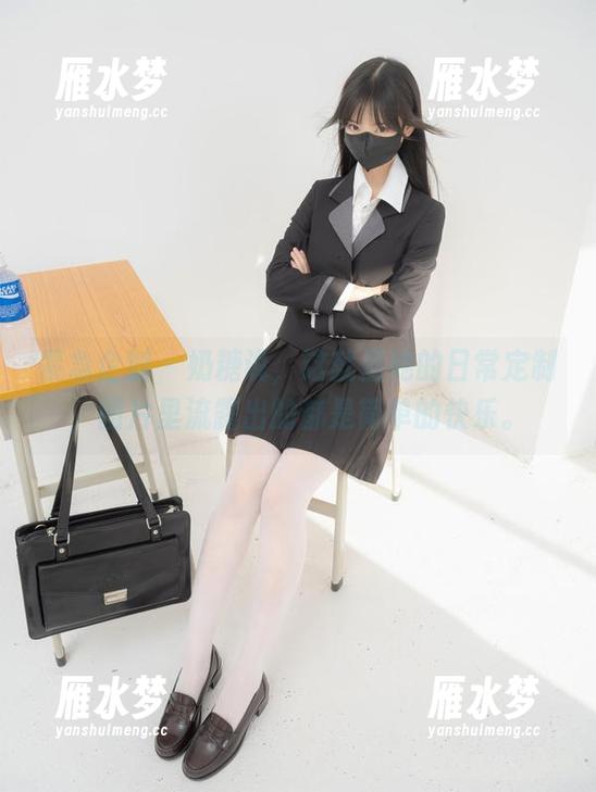 紧急企划 - 奶糖说，这就是她的日常定制，图片里流露出的都是简单的快乐。