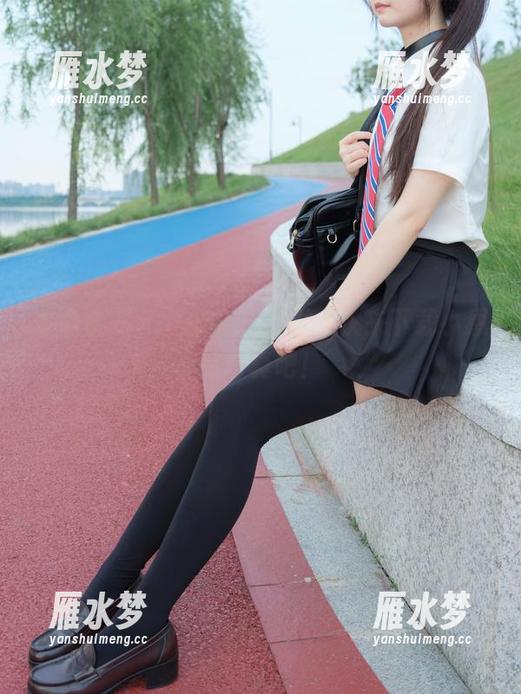 紧急企划 - 这些牛仔视觉，快来下载小恩的写真吧！