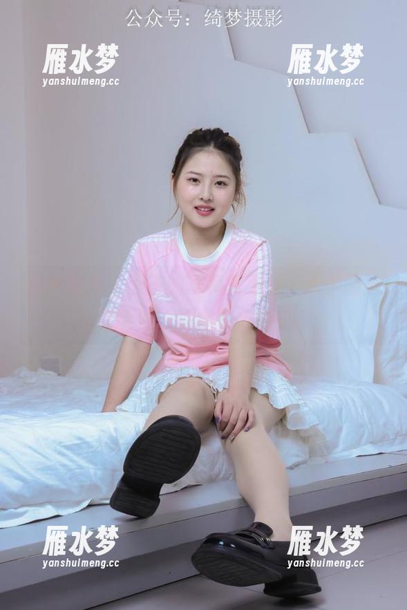 绮梦摄影 - 栗子的写真集更新，水手服这次随便一拍都那么好看？