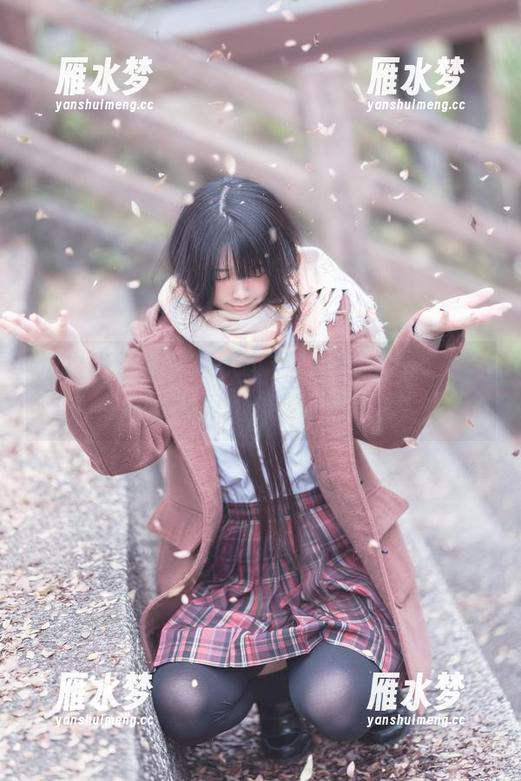落落Raku 坦白讲,落落Raku这锻炼日的美图,真是健身界的反转小剧场!
