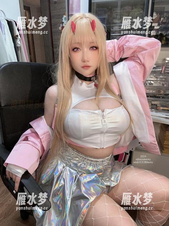 贝贝琪Becky 贝贝琪Becky的“灰丝”写真集——精选那些让人心里发痒的视角。