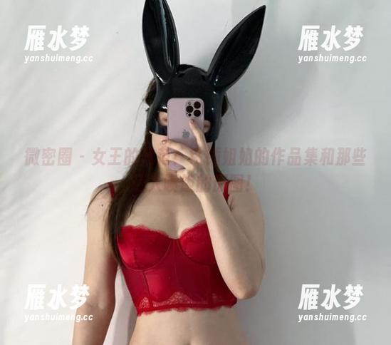 微密圈 - 女王的风范：铁锤姐姐的作品集和那些让人喷饭的原图！